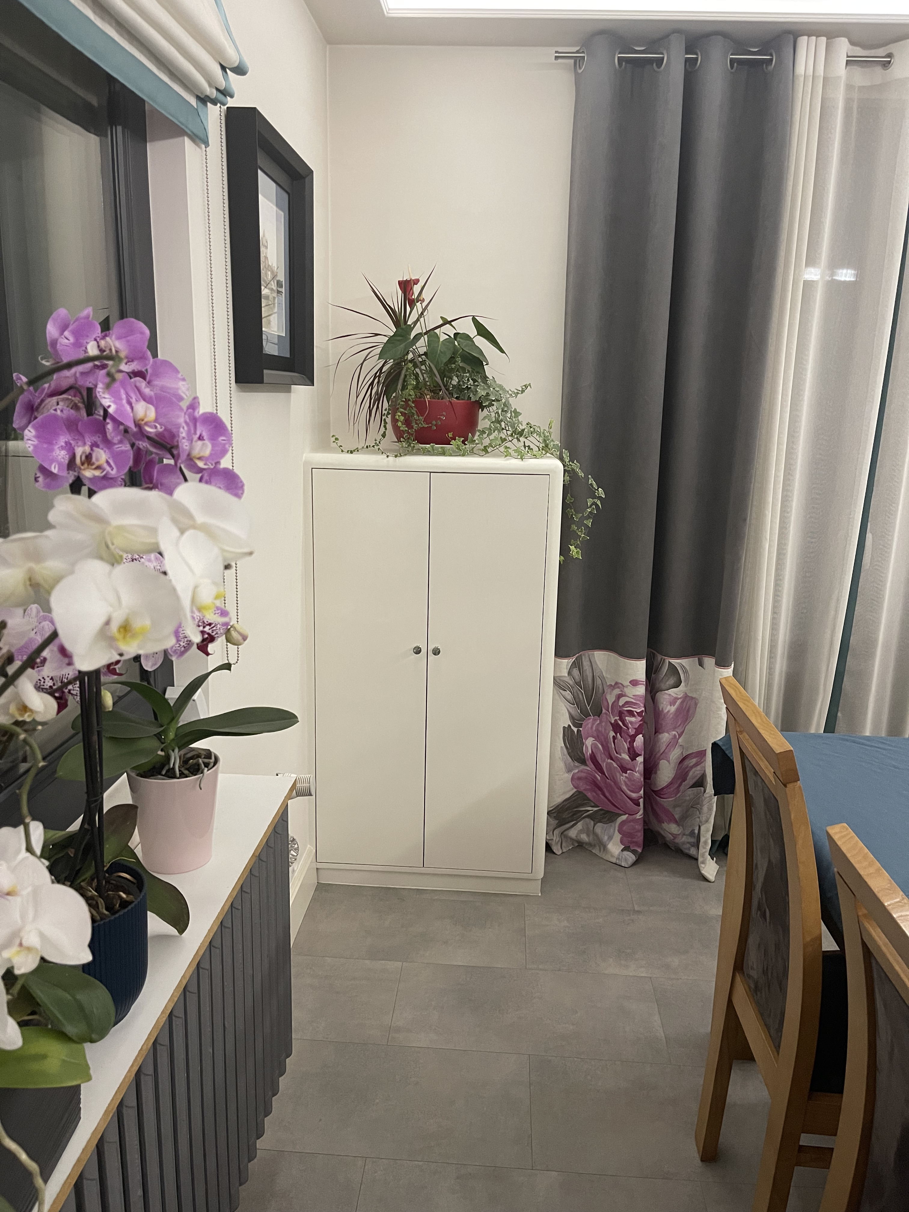 Commode en bois massif